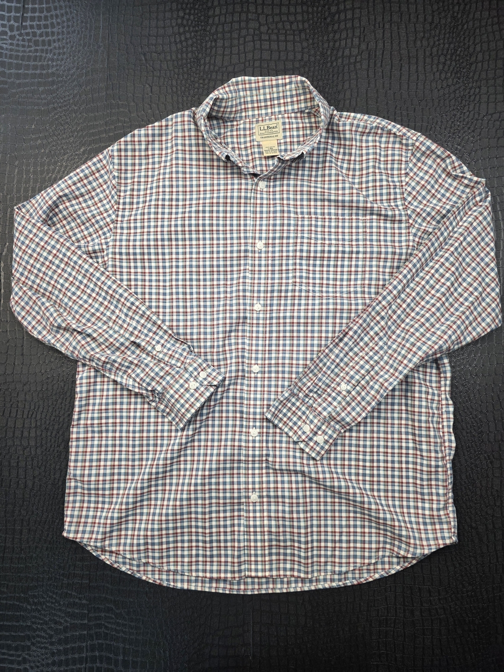 L.L. Bean Plaid Button Down Traditional Fit Size L / Blue Red Yellow Checkered